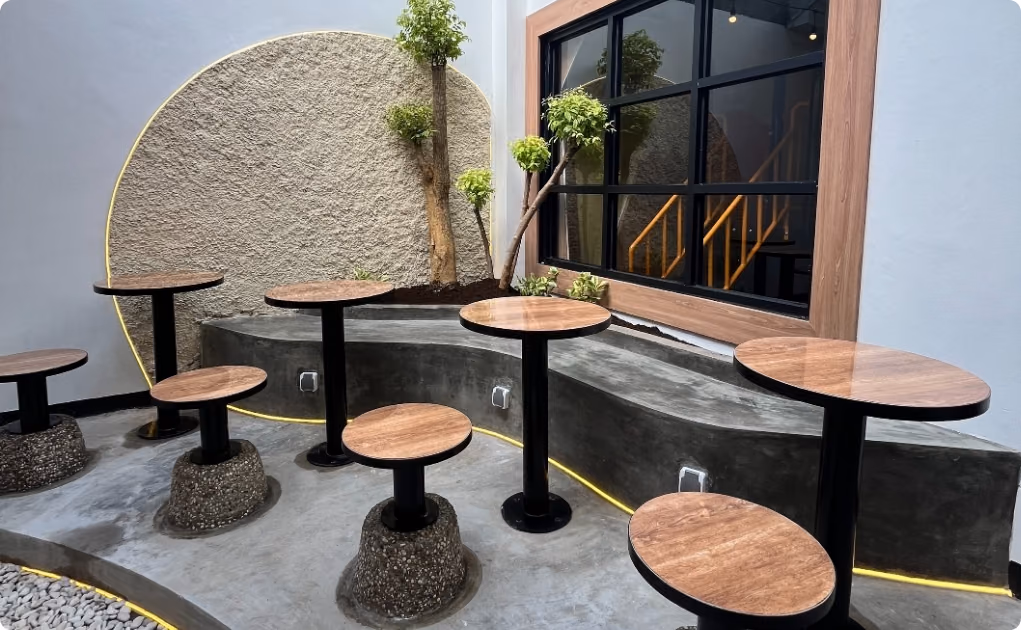 Spot makan outdoor